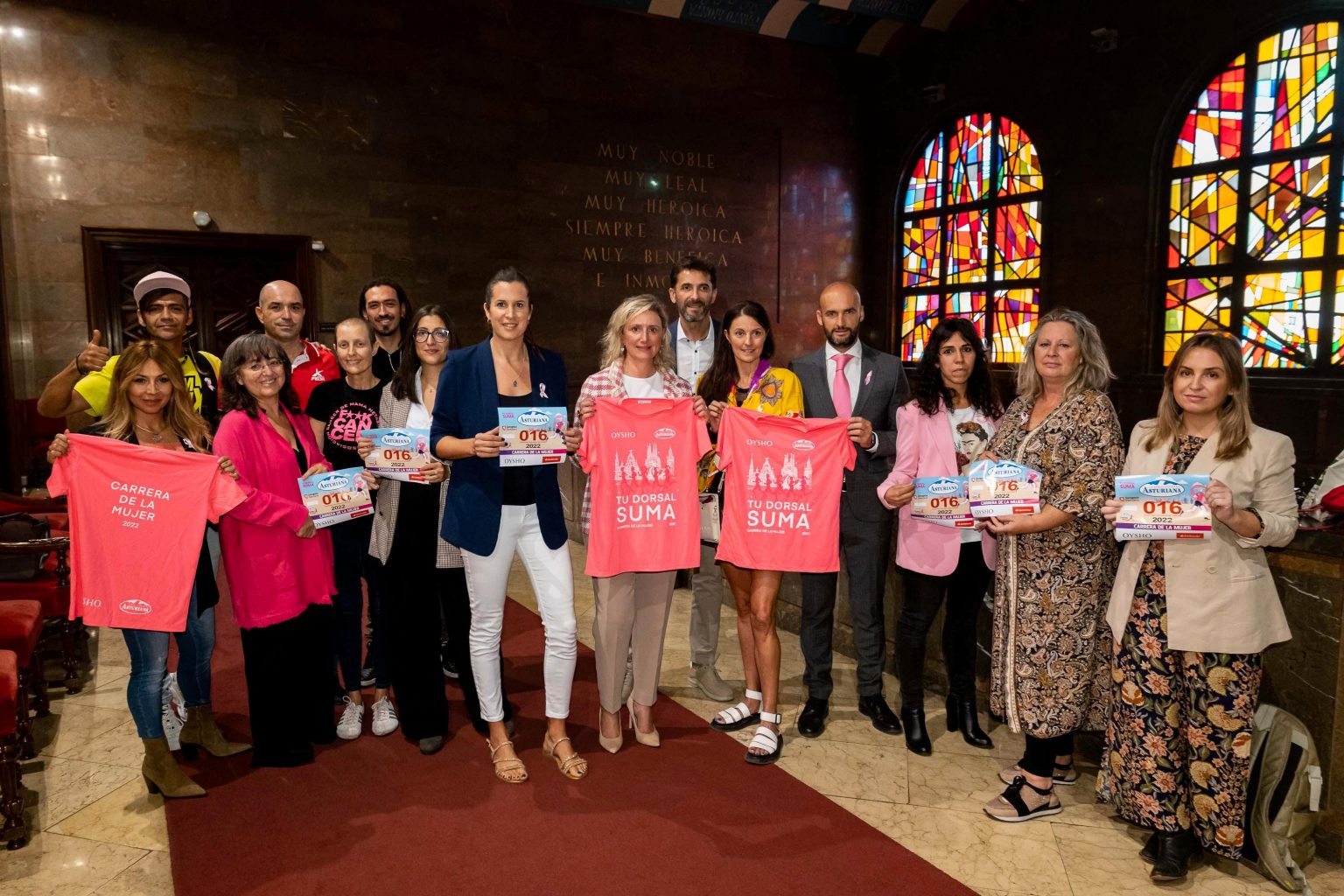 Más de 11.000 mujeres teñirán de rosa este domingo las calles de Zaragoza