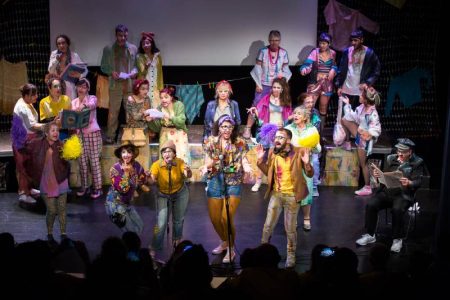 Los vecinos del Gancho y San José se suben al escenario en el ciclo de teatro comunitario