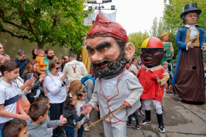 Comparsa de Gigantes y Cabezudos