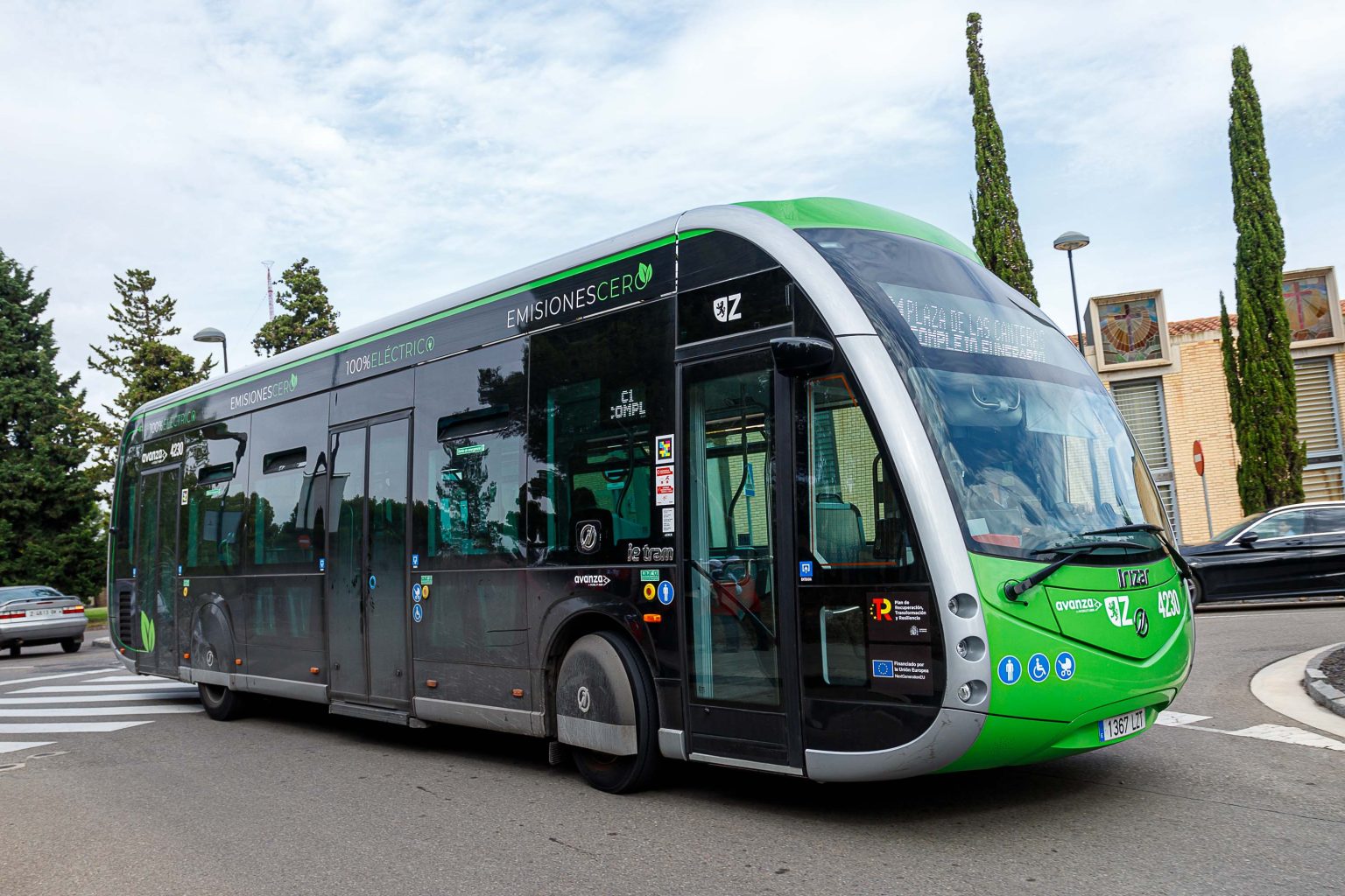 Líneas de autobús urbano que modifican este lunes sus cuadros de marcha