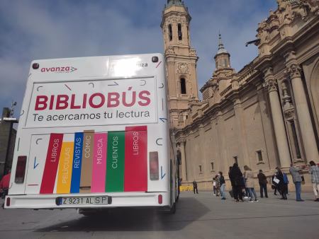 El Bibliobús se pone en marcha con nuevas paradas