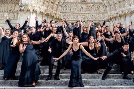 Mixed Choir Riga Cathedral y Mikrokosmos en el Festival de Música Vocal Saulus