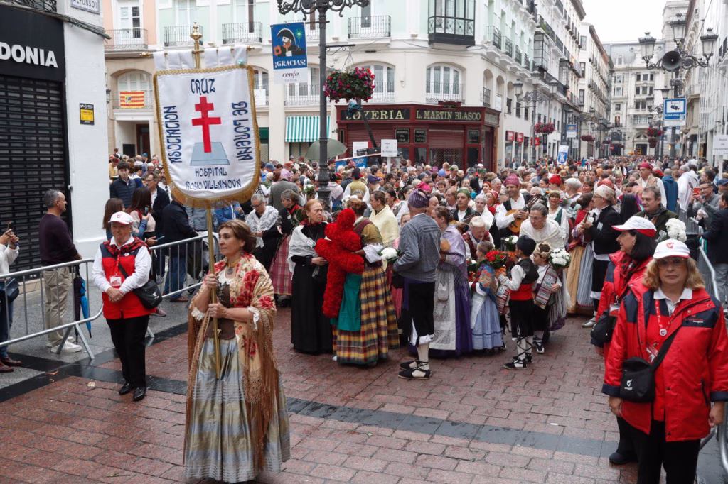 La Ofrenda de Flores bate récords de nuevo con más de 1.200 grupos y más de 110.000 personas inscritas