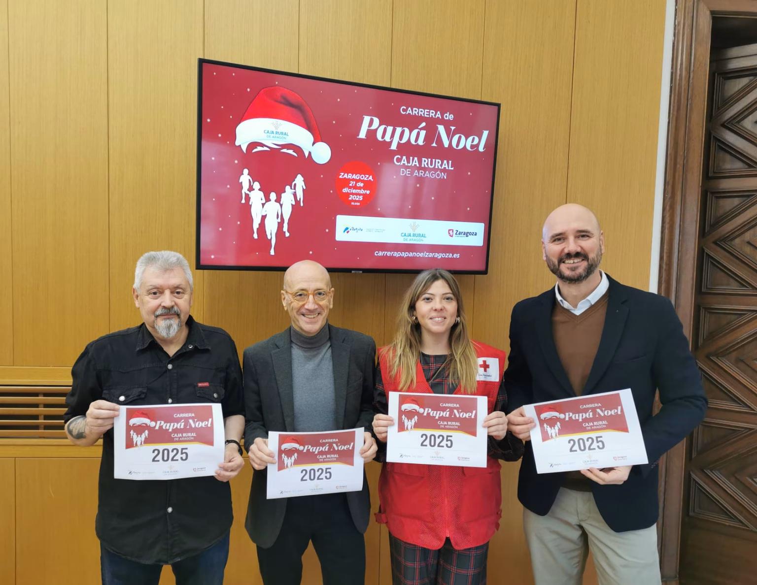 4.000 elfos y papás noel correrán el domingo 21 de diciembre por el centro de Zaragoza