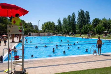 Piscinas de Zaragoza 2026: guía completa de piscinas precios y abonos