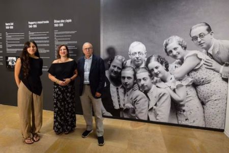 La exposición que aterriza en La Lonja para revelarte los secretos mejor guardados del siglo XX en España