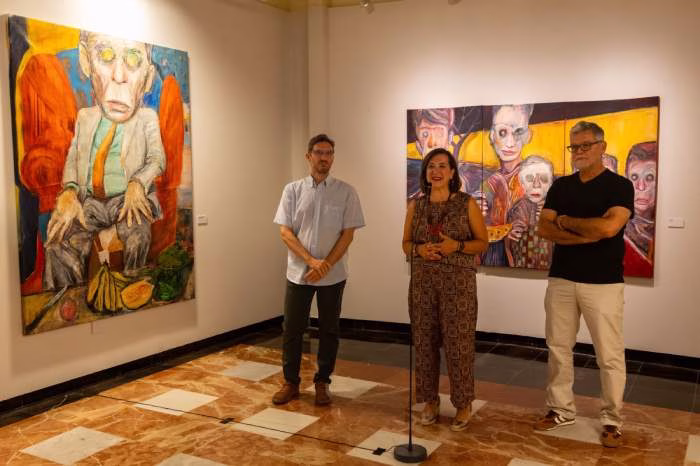 Cegados: la exposición de Javier Colomer que convierte el Palacio de Montemuzo en un espejo de nuestras propias emociones