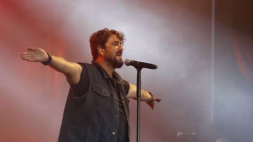 Antonio Orozco comenzará la música en la Plaza del Pilar tras el pregón